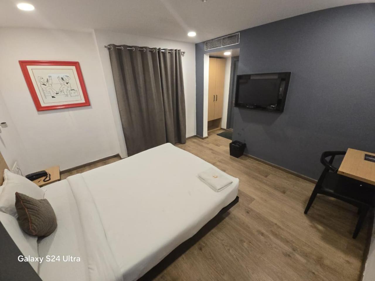 גווהטי Hotel Eureka Grand מראה חיצוני תמונה