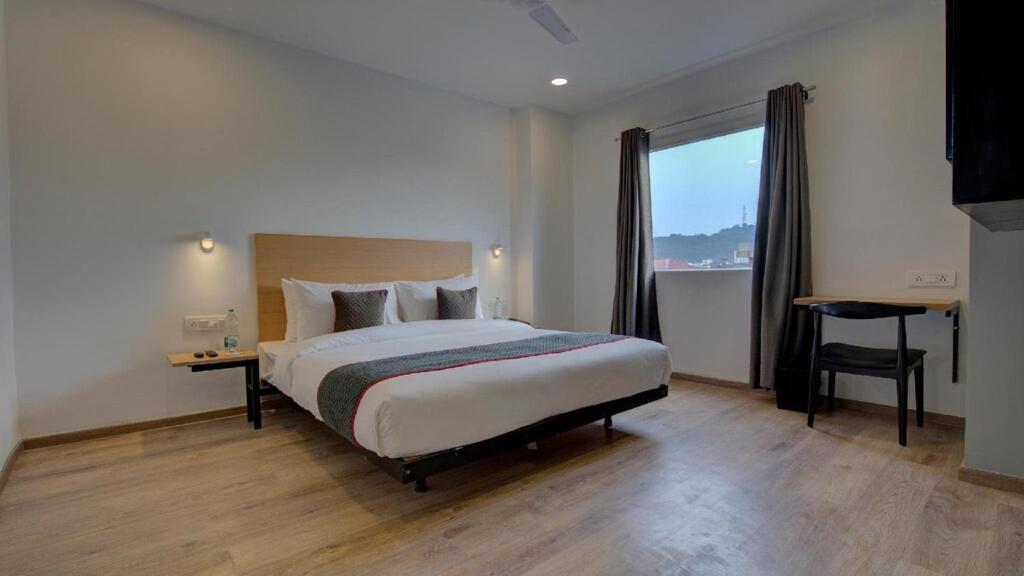 גווהטי Hotel Eureka Grand מראה חיצוני תמונה